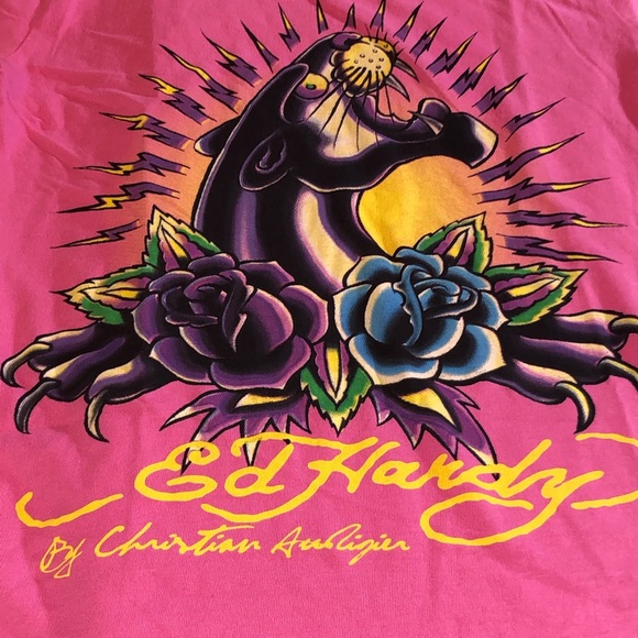 Ed Hardy Pink S/S Graphic Tee - Picture 6 of 10